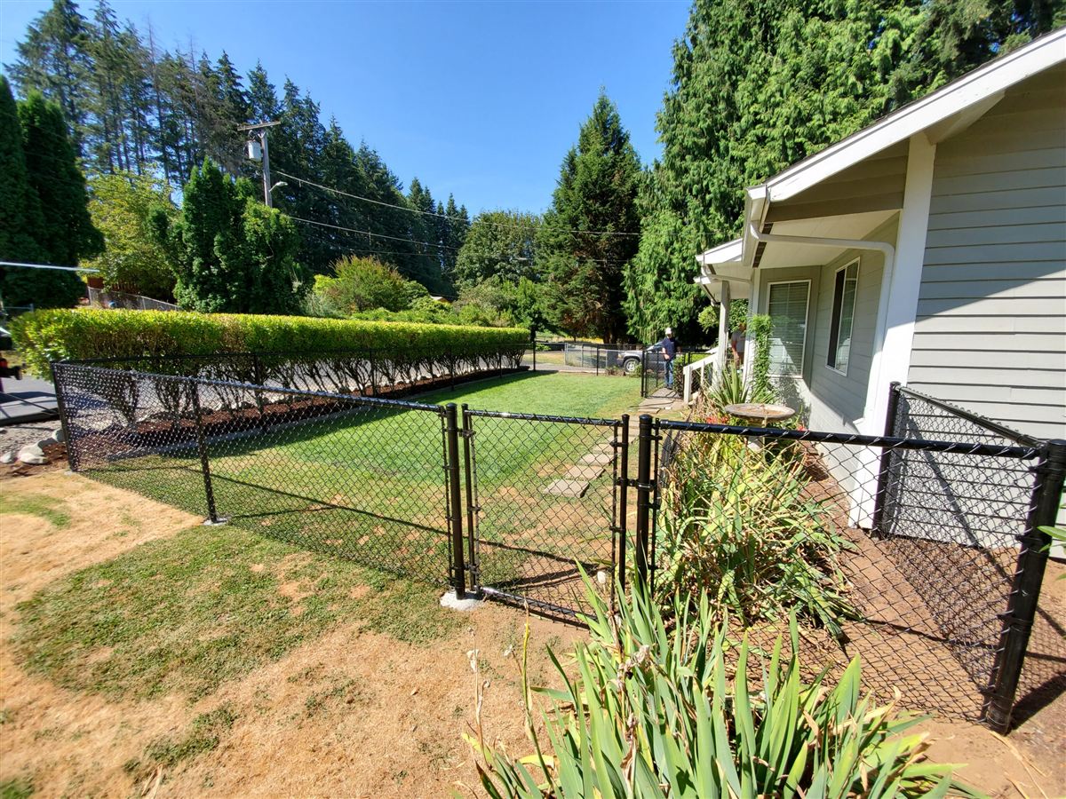 Fence and gate project by Big Works LLC