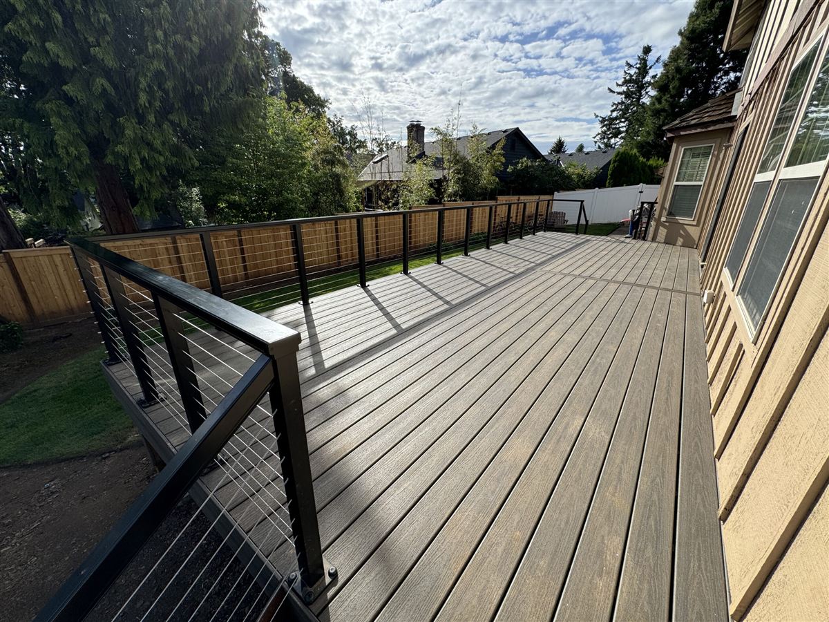 Composite deck with cable railing